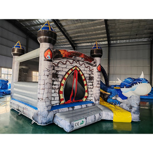 Château gonflable <span class=keywords><strong>Royal</strong></span> Dragon avec tour à motif de pierre et toboggan incurvé pour les centres de divertissement en plein air - Product Image 3