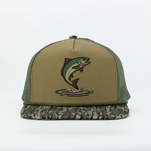 หมวกเบสบอลปักโลโก้คุณภาพสูงแบบกำหนดเอง หมวกทรงคลาสสิกลายพรางขอบแบน หมวกทรัคเกอร์ปักโลโก้แบบกำหนดเอง หมวกตาข่ายสีเขียวพร้อมเชือก - Product Image 1