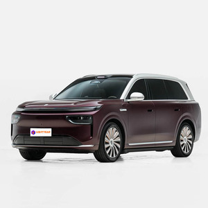 Nouveau SUV de luxe technologique X9 ERRV avec deux écrans de 17,2 pouces, un écran AR-HUD de 130 pouces et une carrosserie en acier de 2400 MPa en promotion - Product Image 1