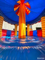 Château gonflable Merry Go Round avec carrousel de cirque et double toboggan pour location de fête d'enfants