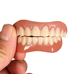 Blues RTS Stock parfait grand sourire sur la confiance instantanément confort ajustement flex dents haut bas cosmétique placage s'adapte Vu à la télé - Product Image 1