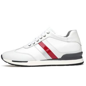 รองเท้าผ้าใบผู้ชายรุ่นใหม่สำหรับฤดูร้อน เพิ่มความสูงแบบซ่อน 8 ซม. รองเท้าลำลองเดินสบาย ระบายอากาศได้ดี ดีไซน์ทันสมัยสำหรับวัยรุ่น - Product Image 3