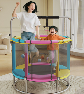 Équipement de <span class=keywords><strong>trampoline</strong></span> pliable et sûr pour l'intérieur et l'extérieur avec <span class=keywords><strong>filet</strong></span> en EVA/PU et six <span class=keywords><strong>poteaux</strong></span> stables pour adultes et enfants - Product Image 1