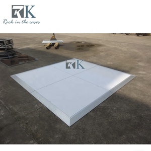 Piste de danse blanche brillante pour événements extérieurs, idéale pour les mariages, en vente – Meilleures ventes - Product Image 5