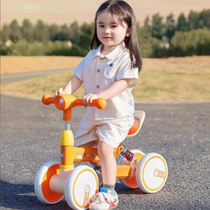 Bicicleta de cuatro ruedas para niños pequeños de 1 a 3 años, ruedas de plástico naranja, entrenador de equilibrio seguro, vehículo para niños. - Product Image 4
