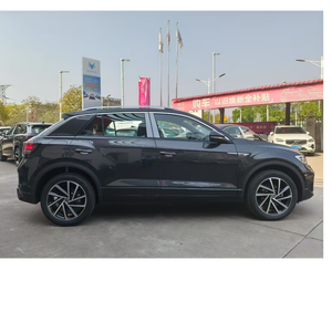 2025 pour <span class=keywords><strong>Volkswagen</strong></span> <span class=keywords><strong>T</strong></span>-<span class=keywords><strong>ROC</strong></span> noir complet nouveau SUV compact FWD essence 1.5L 160PS toit ouvrant panoramique <span class=keywords><strong>prix</strong></span> réduit en Stock - Product Image 2