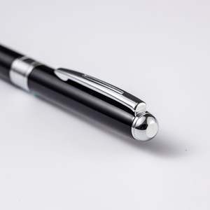 Bolígrafo De metal con logo, bolígrafos negros artesanales a granel para oficina y regalos promocional, venta al por mayor - Product Image 1