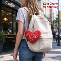 Porte-clés en peluche cœur rouge de 12 cm, brodé avec une lettre d'amour, cadeau de Saint-Valentin, breloque de sac en peluche, vente en gros