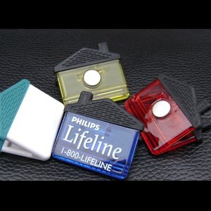 Plastic Magnetic Memo Clip Square Shape For Stationery Storage - Product Image 4