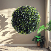 Plante artificielle de haute qualité boule topiaire herbe verte plante en plastique suspendue pour la décoration extérieure intérieure