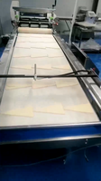 Machine à croissants machine à enrouler les croissants au chocolat entièrement automatique équipement de croissant