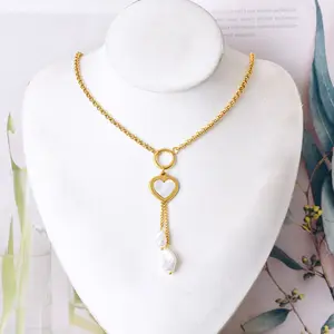 Niche Design White Shell Love Necklace Fashionable Pattern Round Plate Tassel Pearl Clavicle Chain For Women