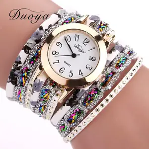 Duoya 스타일 손목 화려한 다이아몬드와 리벳 루프 여성 유럽 또는 미국 패션 시계