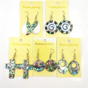 เครื่องประดับเปลือกหอยเป๋าฮื้อ ขายส่ง เปลือกหอยเป๋าฮื้อแท้ ต่างหูแบบใหม่ ซีรีส์เครื่องประดับทะเล รูปทรงไขว้ วงรี ทรงกลม แบบห้อย แบบห่วง สำหรับผู้หญิง - Product Image 4