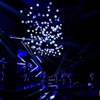 Lumières de scène d'événement DMX 512 cinétique LED palan à billes grue levage DMX treuil cinétique treuil cinétique lumières cinétiques