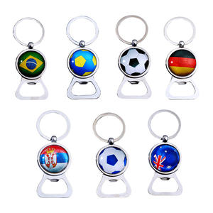 Porte-clés multifonctionnel ouvre-bouteille avec drapeau de pays de la Coupe du Monde de football, cadeau souvenir pour les fans de football - Product Image 6