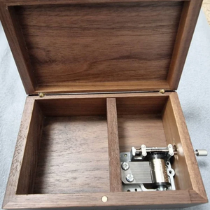<span class=keywords><strong>Caja</strong></span> <span class=keywords><strong>de</strong></span> música <span class=keywords><strong>de</strong></span> madera natural <span class=keywords><strong>de</strong></span> diseño personalizado, mecanismo <span class=keywords><strong>de</strong></span> viento <span class=keywords><strong>con</strong></span> manivela, reproductor <span class=keywords><strong>de</strong></span> melodía único, <span class=keywords><strong>caja</strong></span> <span class=keywords><strong>de</strong></span> almacenamiento <span class=keywords><strong>de</strong></span> joyería <span class=keywords><strong>de</strong></span> madera - Product Image 6