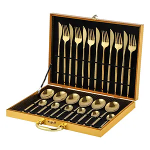 البرتغالية أدوات المائدة الذهبية قاعدة الملاعق 24 قطعة الفولاذ المقاوم للصدأ المنزلية أطباق مع خشبية مجموعة صناديق