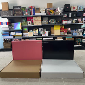 Ensemble de 30 boîtes d'expédition en carton ondulé blanc laminé mat revêtu UV gaufré pour cadre photo et enveloppe de <span class=keywords><strong>littérature</strong></span> - Product Image 1