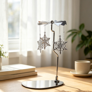 Weihnachtsgeschenke Silberfarbener Kerzenhalter Personalisierter Großhandel Edelstahl Wärmebetriebener Rotierender Drehbarer Kerzenständer - Product Image 5