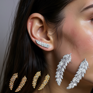 Orecchini a Perno E124 con Piume, Cristalli Dorati e Strass, Gioielli Classici da Donna per Uso Quotidiano - Product Image 2