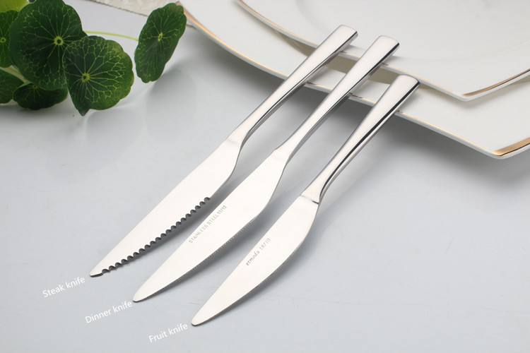 Couteau de table