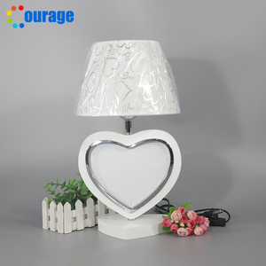 <span class=keywords><strong>Foto</strong></span> privada <span class=keywords><strong>personalizada</strong></span> sublimación Corazón en blanco lámpara de escritorio marco de fotos lámpara en blanco para la sublimación - Product Image 5