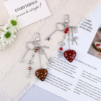Vente en gros Y2K arc amour coeur sac breloque porte-clés accessoires élégant tendance nœud papillon étoile téléphone chaîne sac à dos pendentif porte-clés