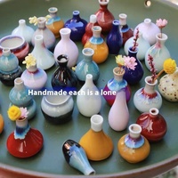 Vas keramik Matte Diameter kecil, dengan dekorasi pintu masuk Retro, ornamen bunga kering pribadi tembikar seni dicat tangan