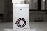Variateur de fréquence (VFD) haute efficacité et résistant aux surcharges 132 kW 380 V monophasé/triphasé, certifié CE pour moteurs industriels lourds