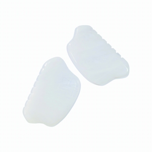 Herramienta de gua sha de jade blanco con dientes, de la mejor calidad, al por mayor, del fabricante chino, para el cuidado de la piel. - Product Image 3