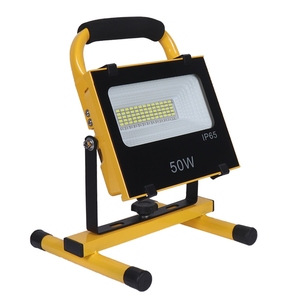 Pratique lumineux 100W led projecteur led travail jusqu'à la lumière rechargeable portable d'urgence projecteur solaire pour la lumière de stade de camping - Product Image 4