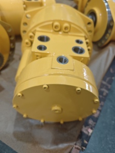 Motor Hidráulico de Pistones de Alta Presión Poclain MS02 con - Product Image 1