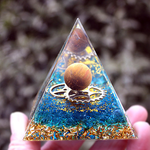 Pirámide de Cristal de Resina Epoxi, Adorno de Ojo de Tigre, Engranaje de Cristal Azul, Decoración para el Hogar, Coleccionable, Decoración de Escritorio - Product Image 2