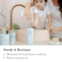 Ensemble complet d'accessoires de salle de bain CF en résine marbrée 4 pièces : distributeur de savon, porte-brosse à dents, gobelet à bain de bouche pour salle de bain et hôtel