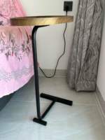 Petite table basse d'angle moderne pour salon, canapé, chevet, mini balcon