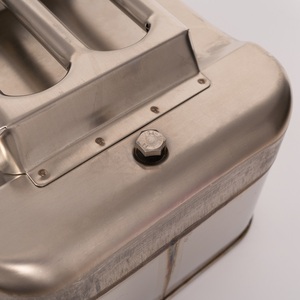 Bidon à essence <span class=keywords><strong>métallique</strong></span> de 20 <span class=keywords><strong>litres</strong></span> de haute qualité, facile à utiliser, en acier inoxydable 304, pour le transport routier - Product Image 5