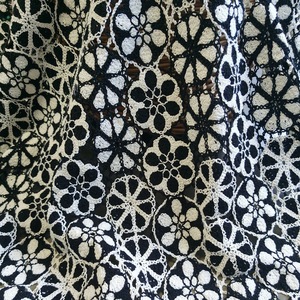Tela de Encaje Guipur Nigeriano <span class=keywords><strong>en</strong></span> Blanco y Negro, Tela de Encaje Africana Soluble <span class=keywords><strong>en</strong></span> Agua de Alta Calidad para Bodas de Mujeres - Product Image 5