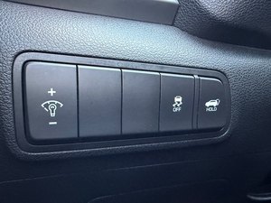 Auto Usado Coreano, Elegante, 2017, GRIS, SUV Diésel Totalmente Nuevo con Freno Eléctrico, un Auto de Calidad Coreana - Product Image 3