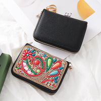 Tas Penyimpanan Berkualitas Tinggi Bergaya Akordeon dengan Ritsleting Tunggal. Model Baru. Tas Kartu dan Dompet Wanita Berhias Manik-Manik Buatan Tangan Berkualitas Tinggi.