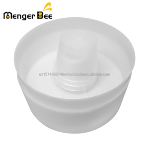 Nuevo Alimentador Superior Redondo Rápido para Colmenas Menger Bee BF-7 de Plástico con 2 Años de Garantía y Fácil Instalación - Product Image 5