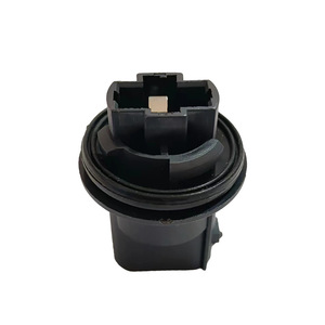 ขายึดไฟ 01-A0412 ขายึดหลอดไฟรถยนต์พลาสติก RZ-01-A0412 รุ่น 3156-3157 - Product Image 1