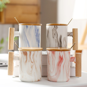 แก้วเซรามิกพร้อมหูจับไม้ สีพื้น ชุดสำหรับกาแฟ นม ของแจก - Product Image 3