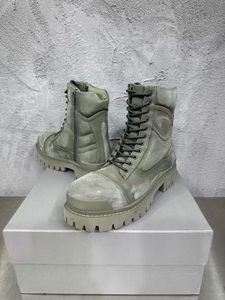 Bottes de moto rétro de haute qualité pour la randonnée décontractée. Disponible en tailles 35-46 pour hommes et femmes. - Product Image 2