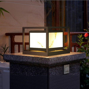 โคมไฟเสาภายนอกประหยัดพลังงานและเป็นมิตรกับสิ่งแวดล้อม พร้อมรีโมทคอนโทรลและฟังก์ชั่นตั้งเวลา ใช้พลังงานแสงอาทิตย์สำหรับตกแต่ง - Product Image 1