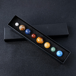 Vente en gros de sphères en cristal naturel, ensemble de 8 pièces de pierres assorties de système solaire planétaire avec boîte pour cadeau et décoration - Product Image 4