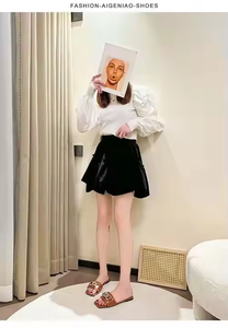 Chaussures pour dames Chaussures d'été de haute qualité pour femmes Nouvelles chaussures <span class=keywords><strong>plates</strong></span> antidérapantes résistantes à l'usure Vente directe de pantoufles légères pour dames - Product Image 3