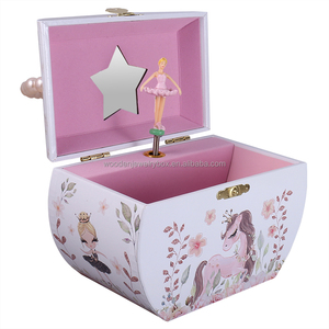 Caja <span class=keywords><strong>de</strong></span> <span class=keywords><strong>Música</strong></span> <span class=keywords><strong>de</strong></span> Madera Ever Bright con Diseño <span class=keywords><strong>de</strong></span> Unicornio Antiguo y Bailarina Rosa, con Manivela, Sonido <span class=keywords><strong>de</strong></span> los Años 30, Asa <span class=keywords><strong>de</strong></span> Perlas Ecológica - Product Image 3