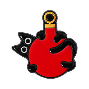 Broche chat noir <span class=keywords><strong>de</strong></span> Noël en gros créatif bas <span class=keywords><strong>de</strong></span> Noël étoile boule émail broche cadeau <span class=keywords><strong>de</strong></span> vacances - Product Image 5