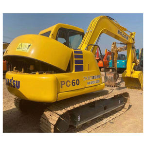 Mini-excavatrice d'occasion certifiée Komatsu PC60 6 tonnes, d'origine japonaise, faible nombre d'heures, inspection vidéo disponible, à vendre. - Product Image 4